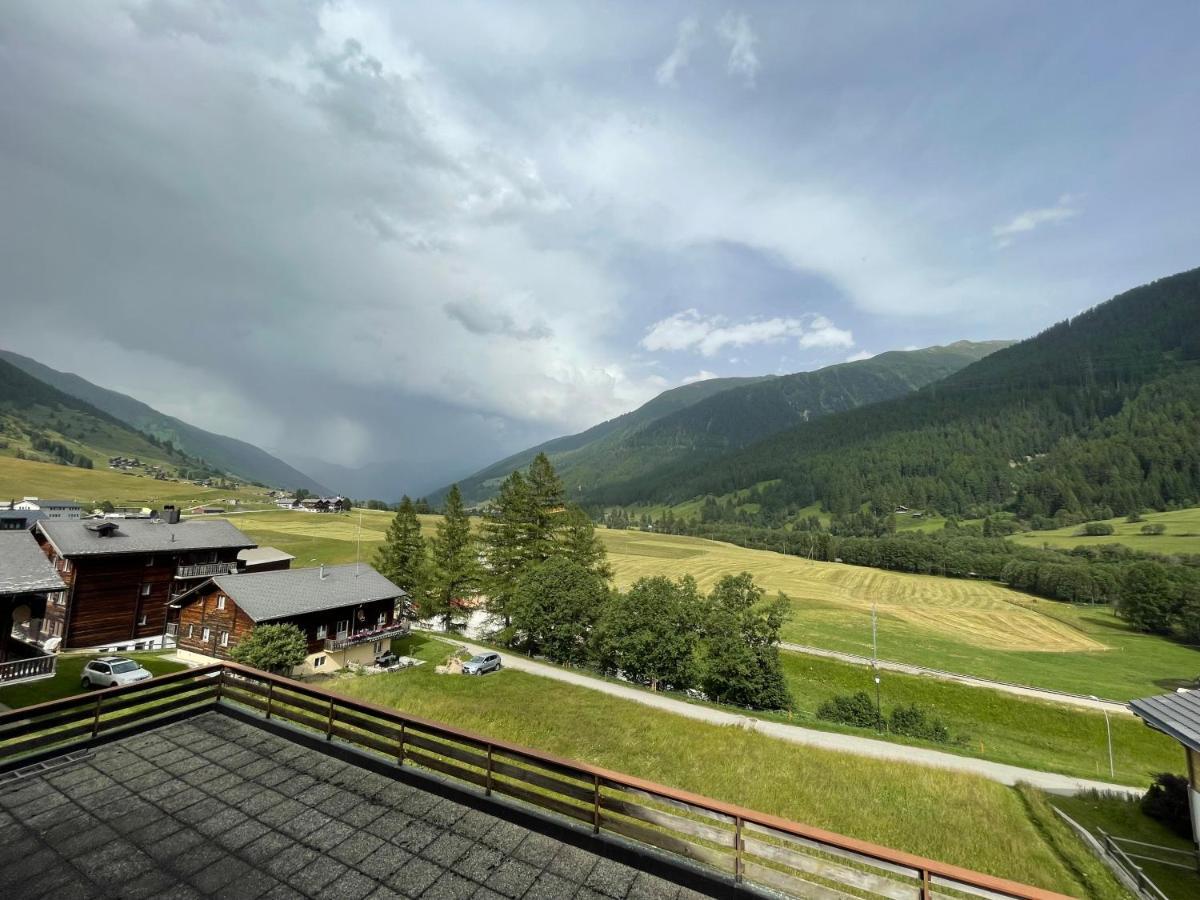 Hotel Restaurant Gommerhof Reckingen Exterior photo